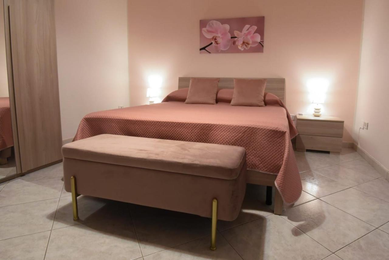 House Fortuna Villa Bari Bagian luar foto